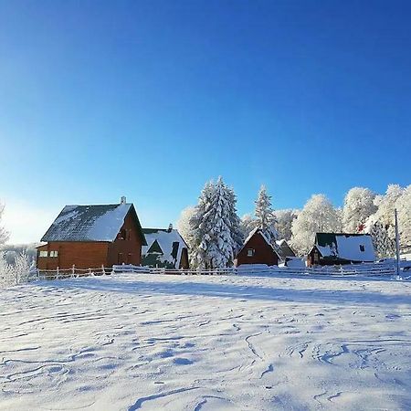 Family Farm Apartments Zabljak  Bagian luar foto