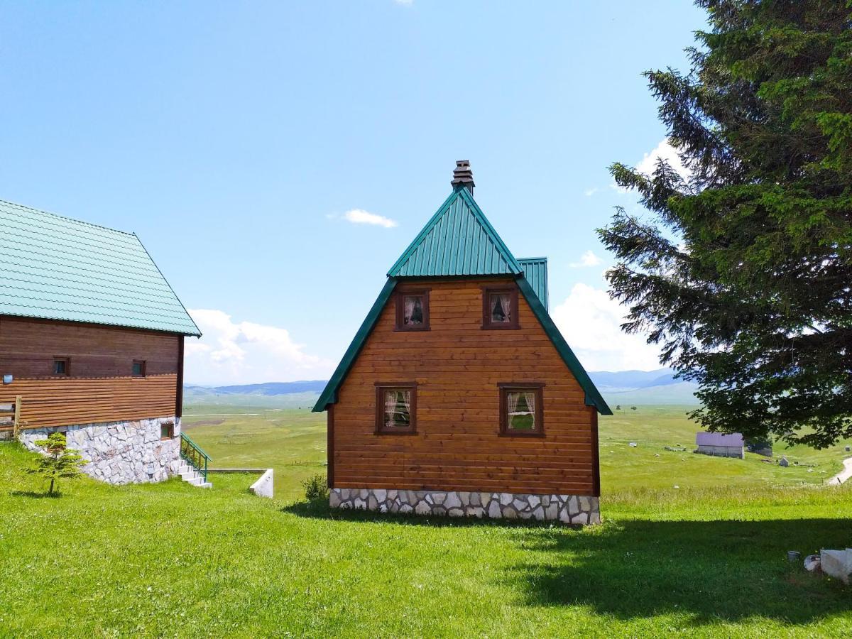 Family Farm Apartments Zabljak  Bagian luar foto