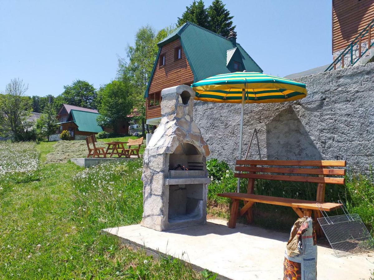 Family Farm Apartments Zabljak  Bagian luar foto